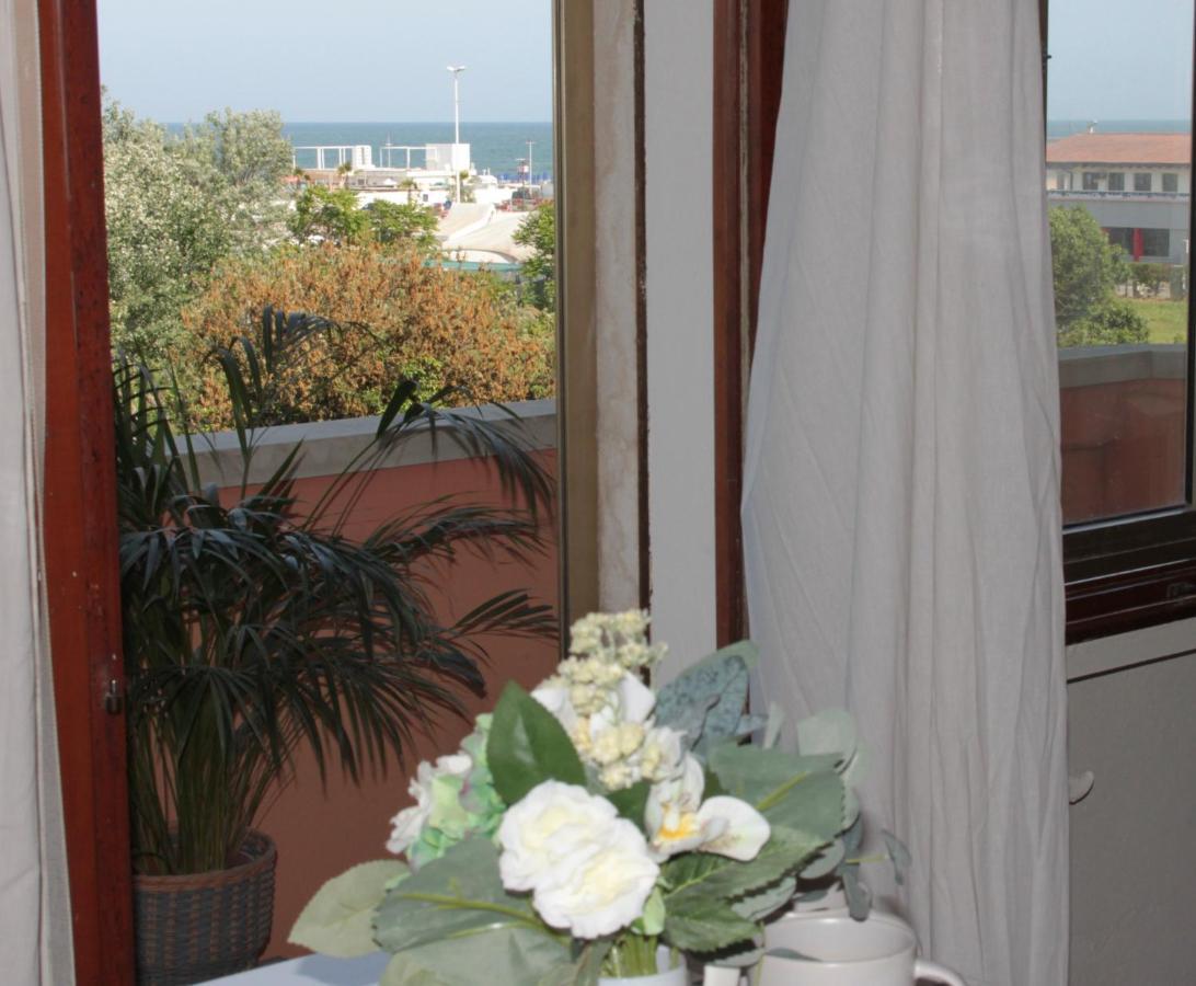 Appartamento Fronte Mare Sottomarina Buitenkant foto