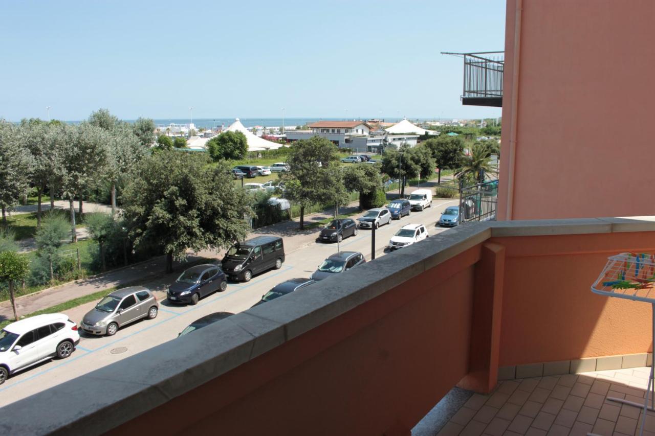 Appartamento Fronte Mare Sottomarina Buitenkant foto